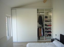 Schrank1.Schiebetuerschrank-weiss-matt-2