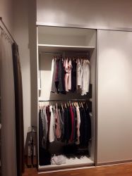 Schrank3Schiebtuerschrank_mit_Schubladenblock_wei_matt_2
