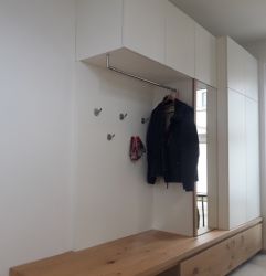 22_Garderobe_Asteiche_weiss